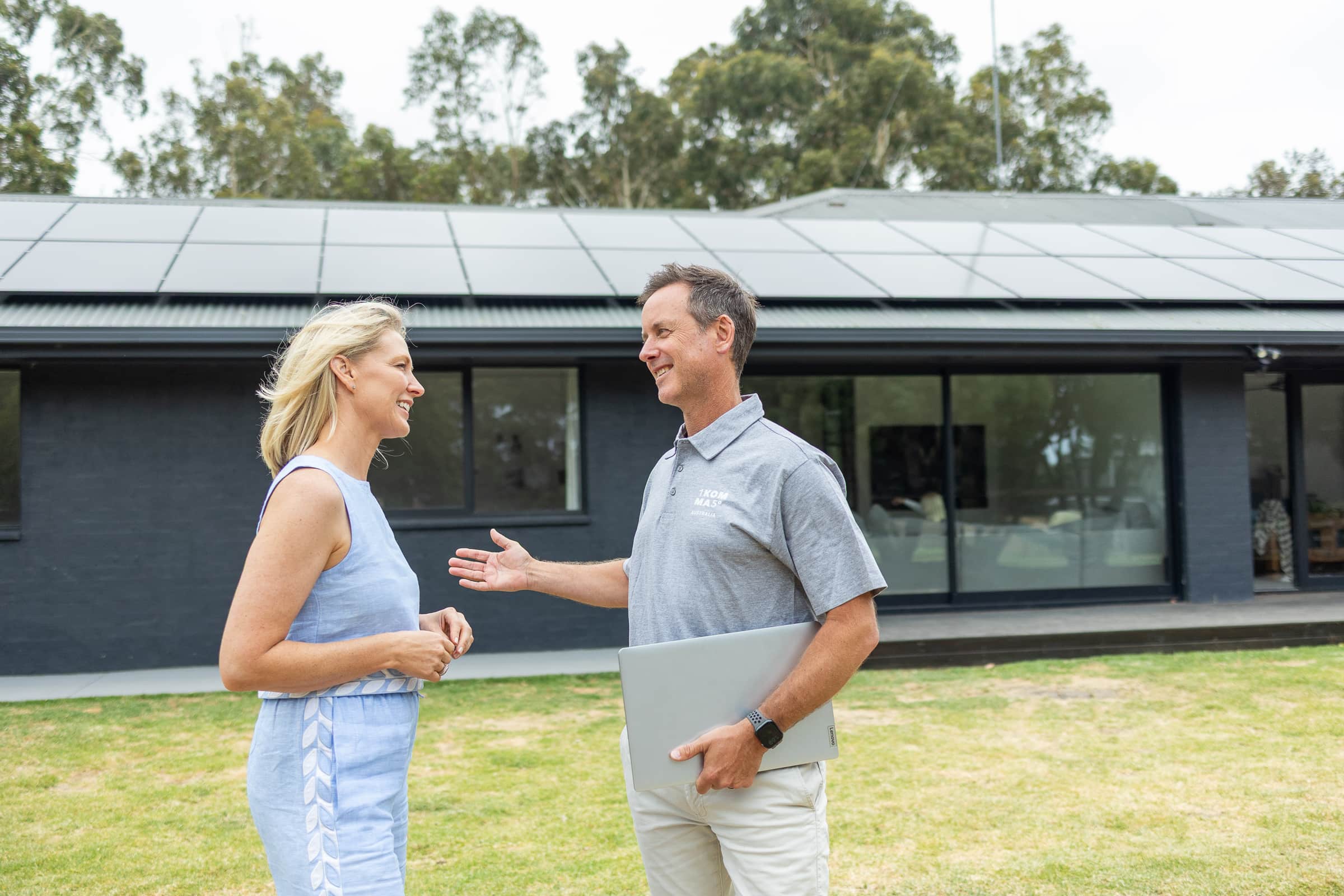 1KOMMA5° Full Black Panel Customer