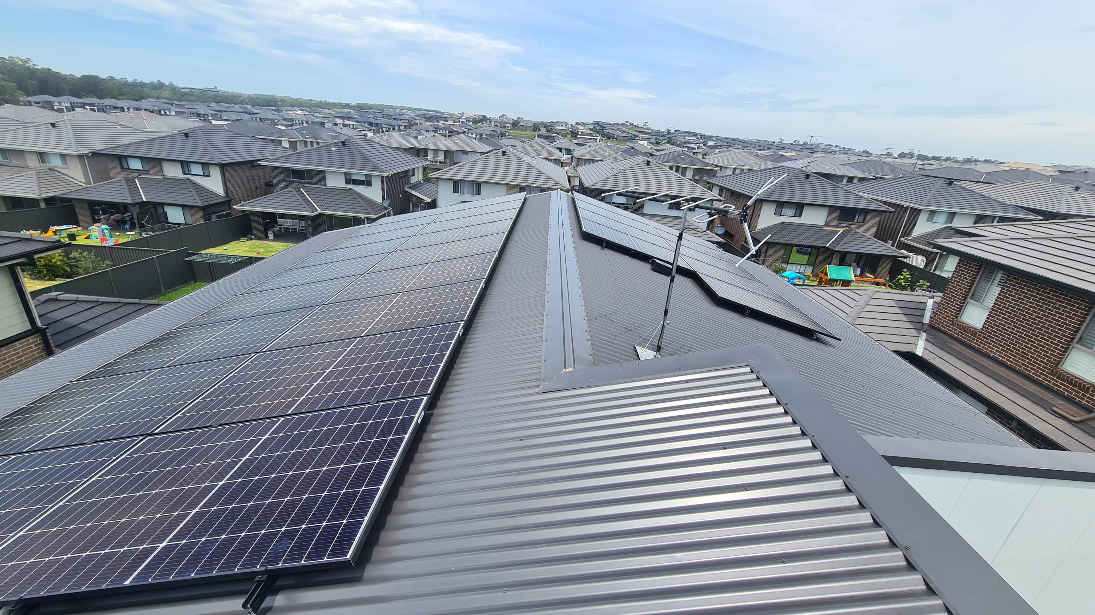 10kW solar panel system installed in a roof castle hill