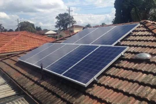 2kW solar system installation