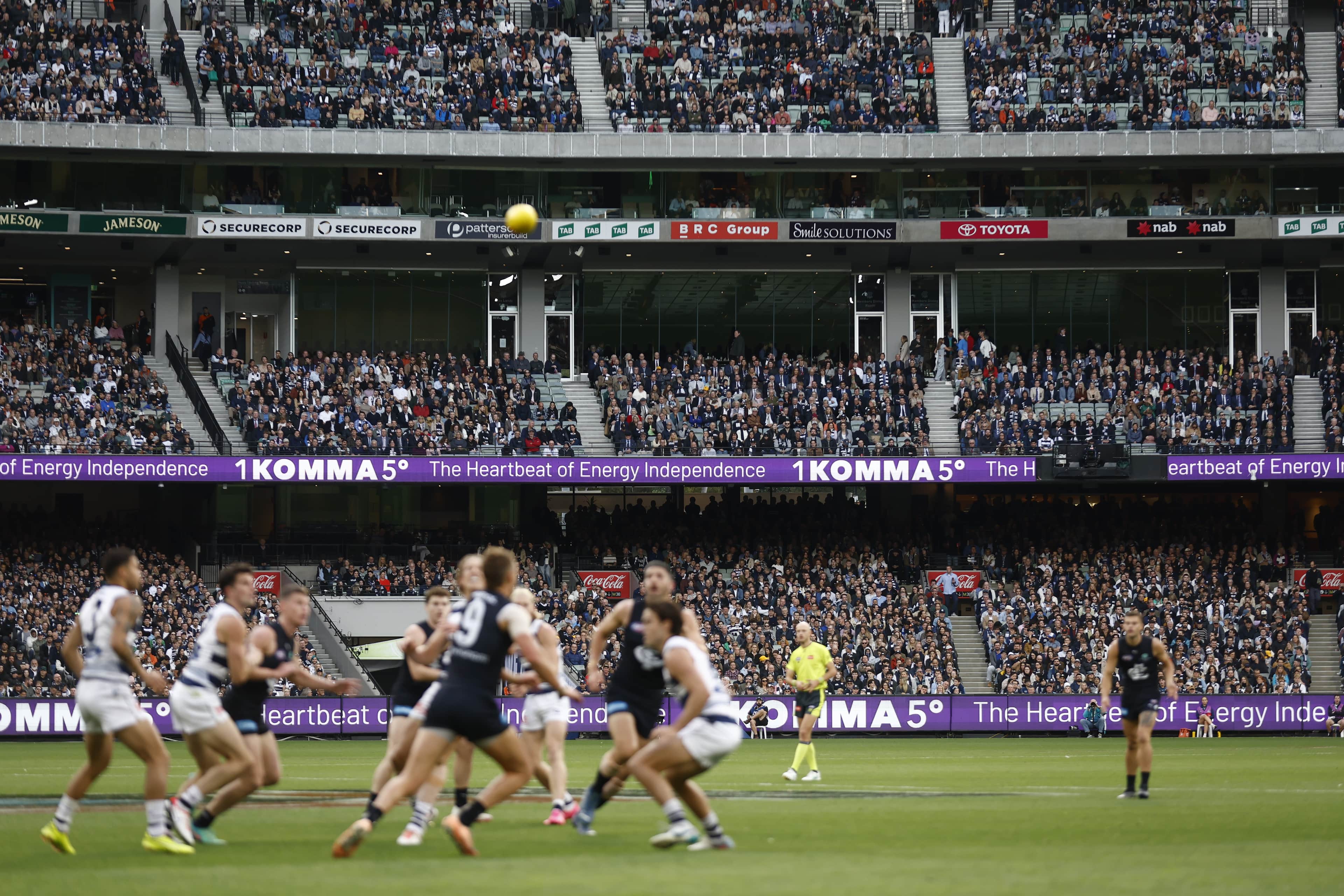 1K5 at the footy