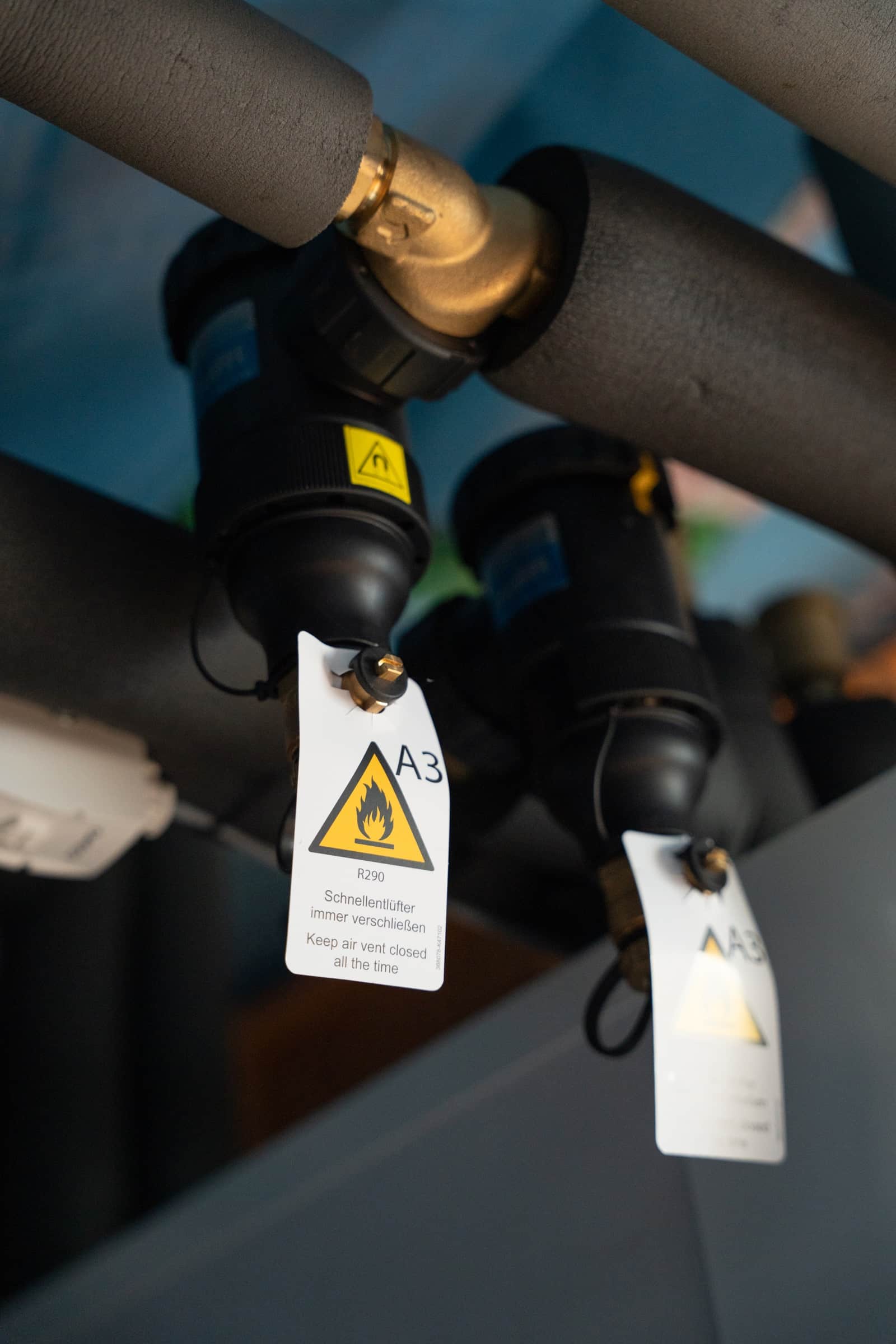 Hydraulikdetail im Technikraum