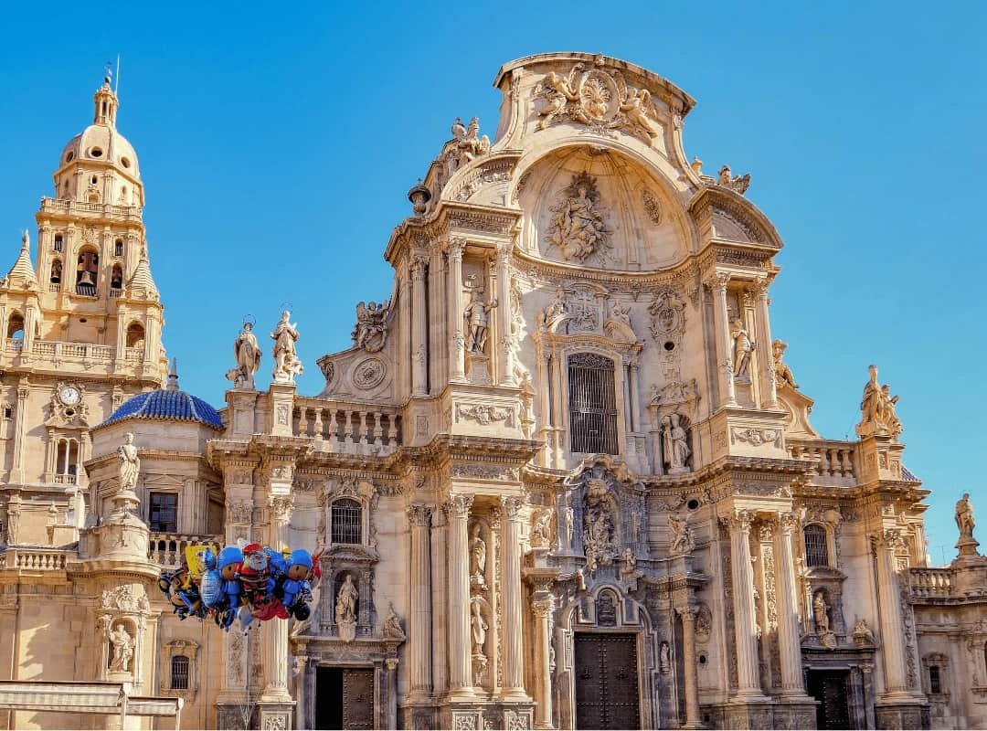 Las placas solares desgravan en tu declaración de la renta de 2024