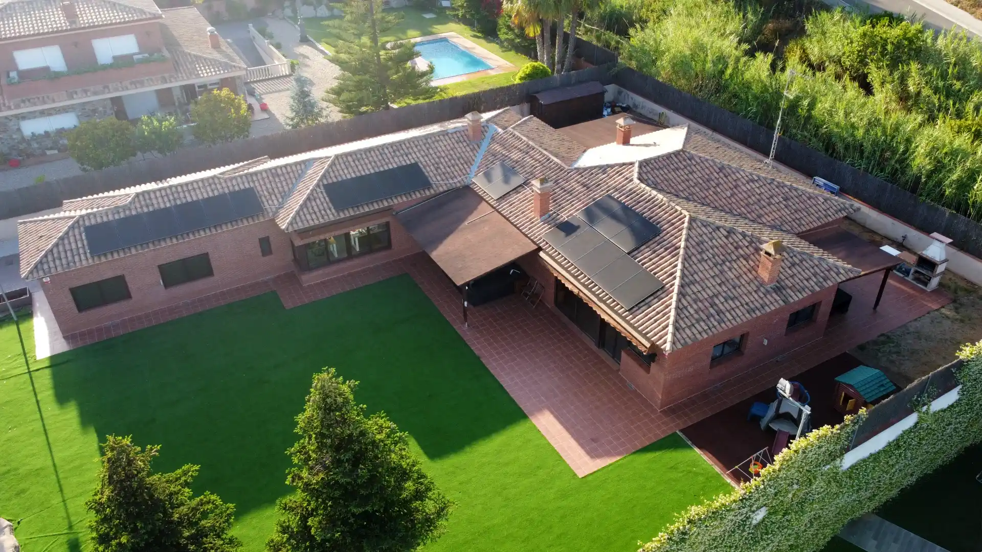 Una vivienda que apuesta por la energía solar | 1KOMMA5°