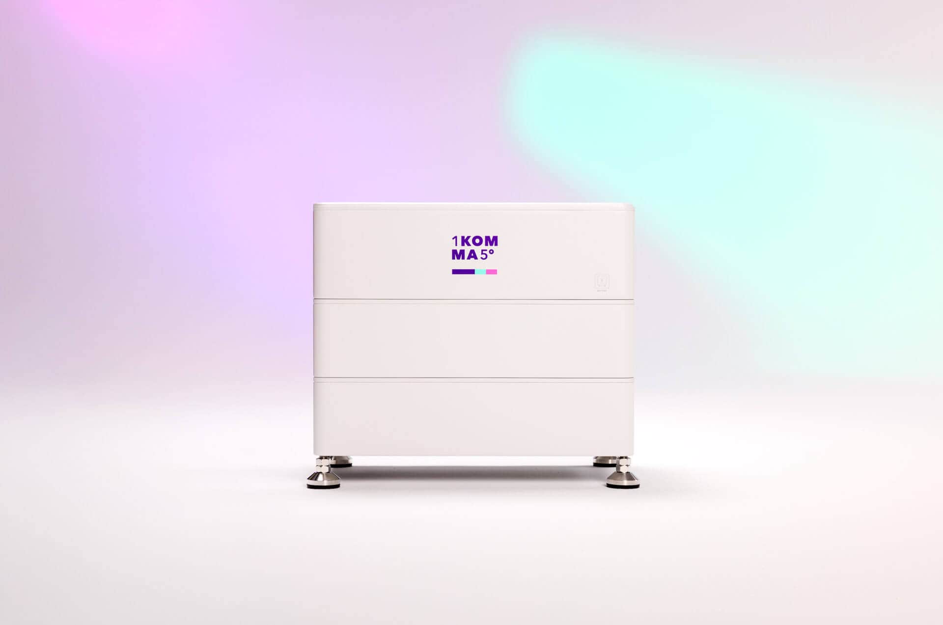 Handwerker installieren eine Wallbox