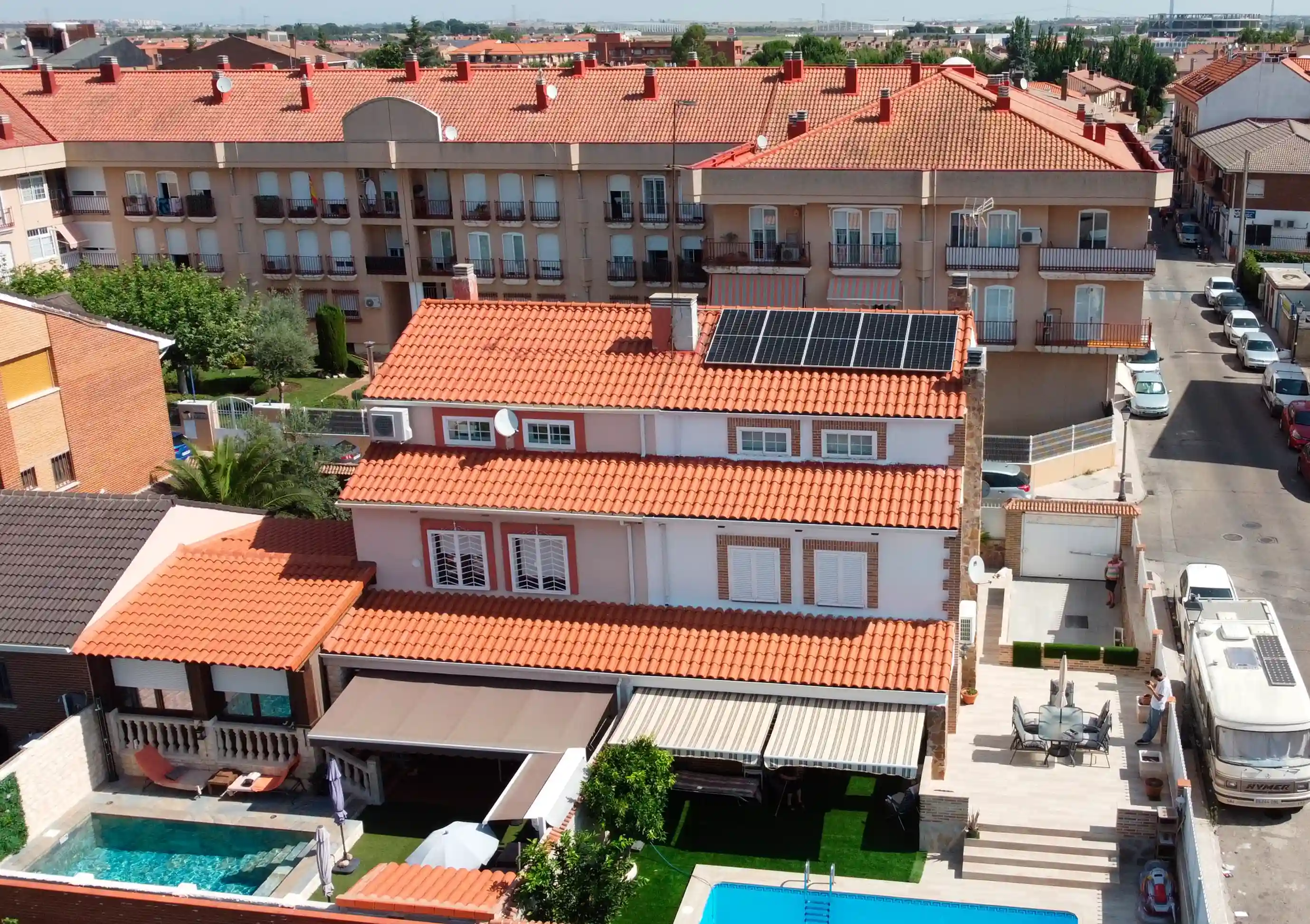 Instalación de placas solares en Torrejón de la Calzada - Madrid