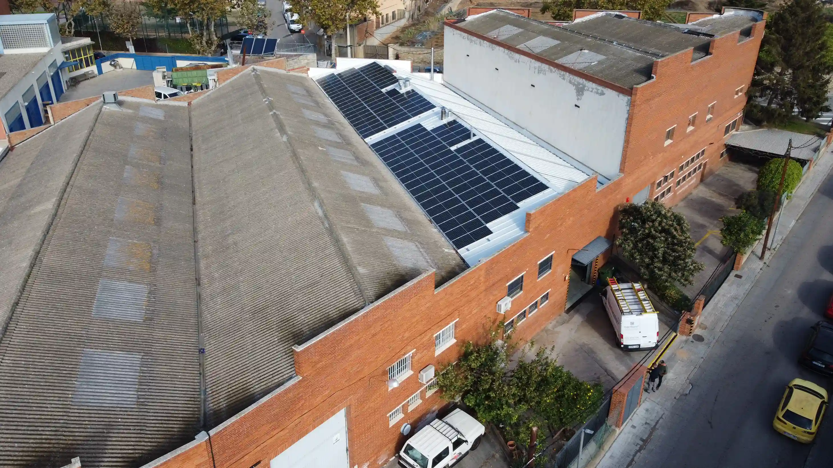 Instalación de placas solares en Vilassar de Dalt - Serlaplan S.L