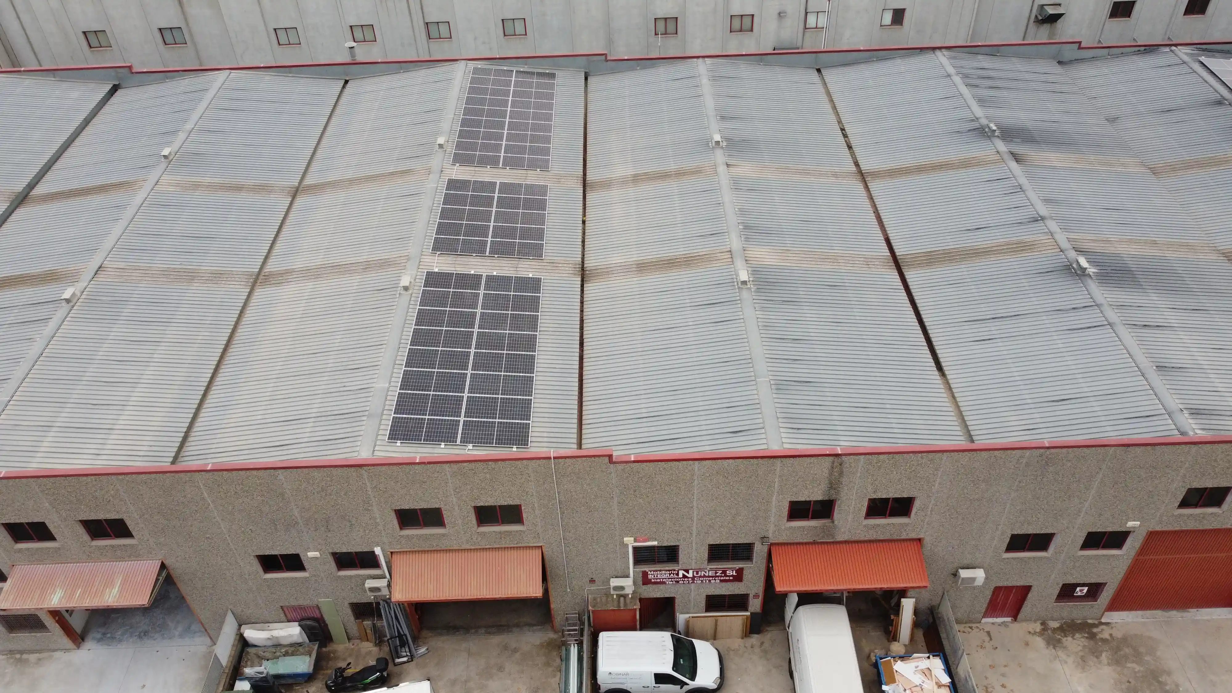 Instalación de placas solares en Santa Eulalia de Ronçana - Mobiliario Integral Nuñez S.L