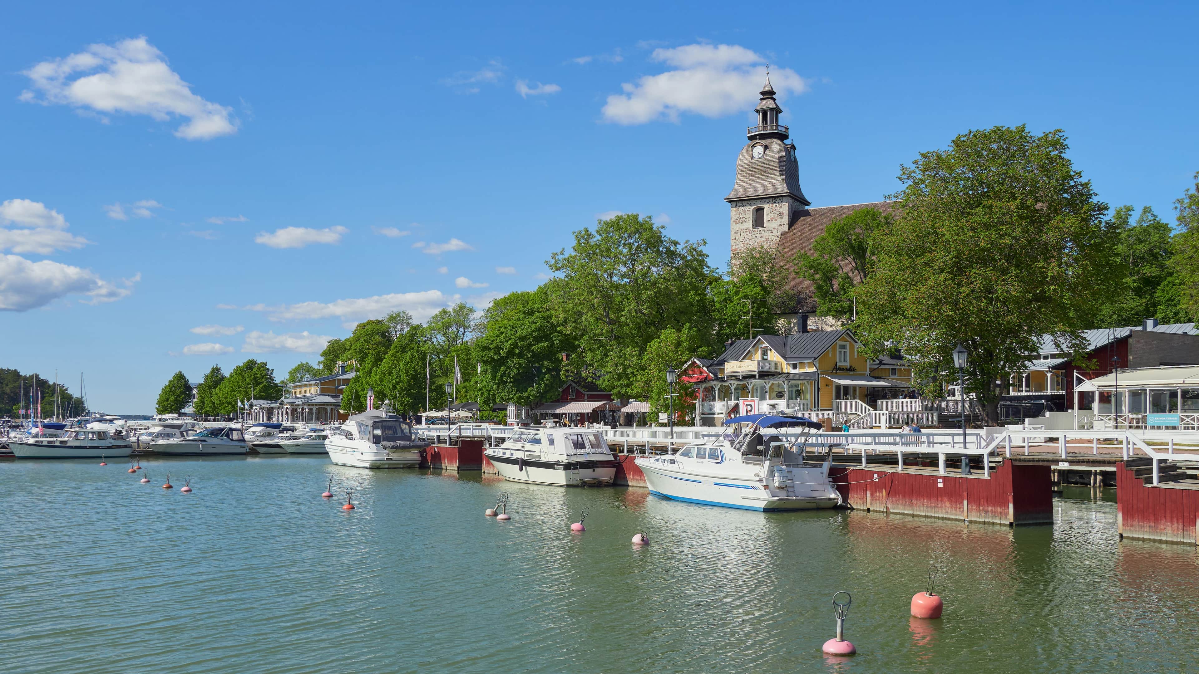 Aurinkopaneelit Naantali