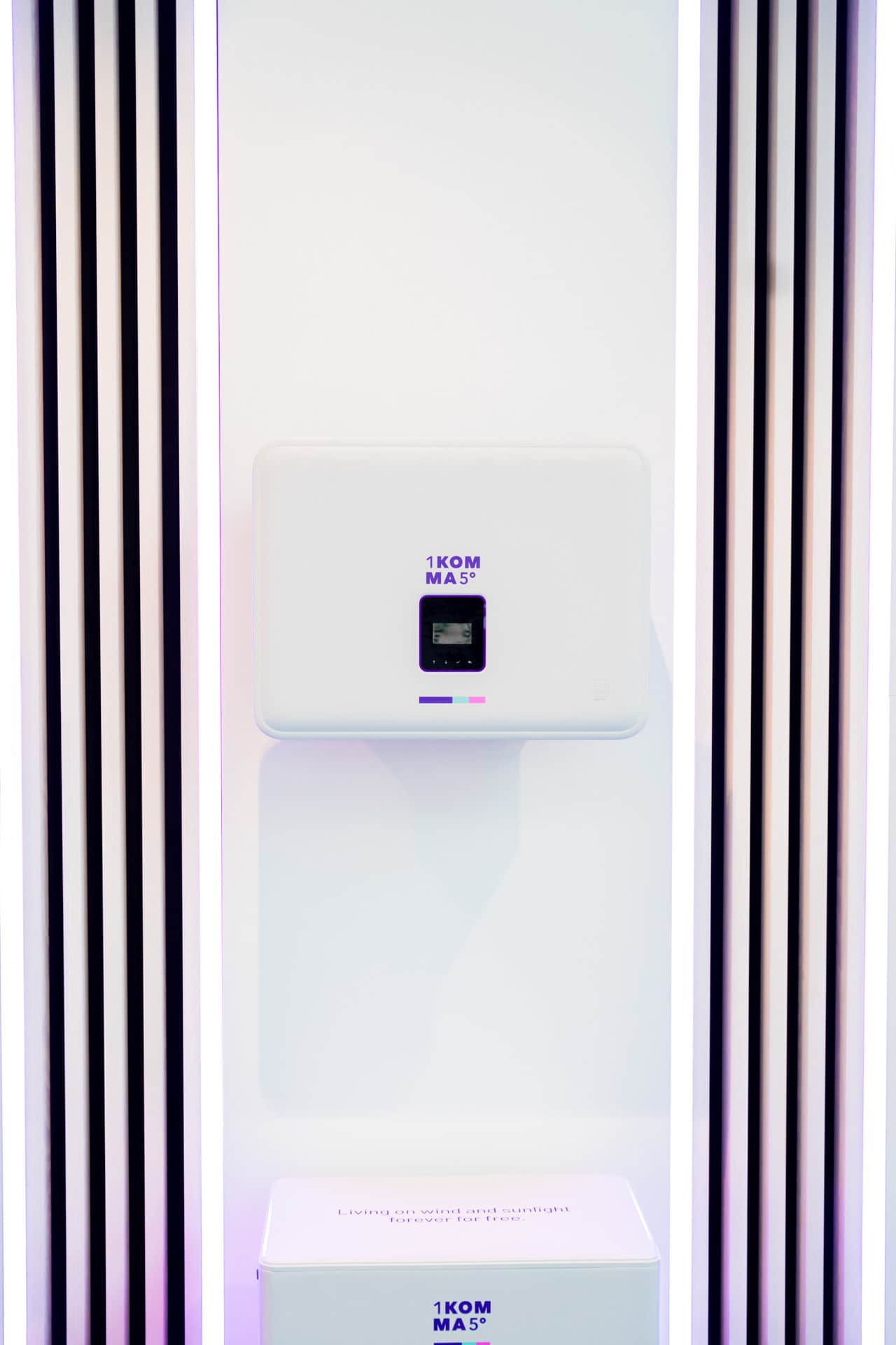 Nærbillede af solceller på hustag