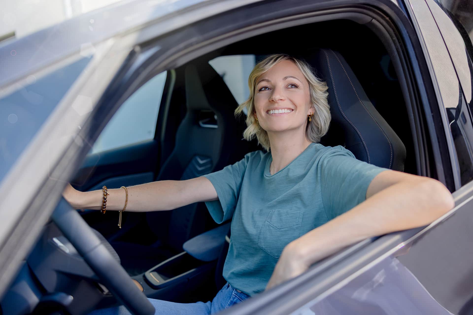 Heartbeat på væg i sollys